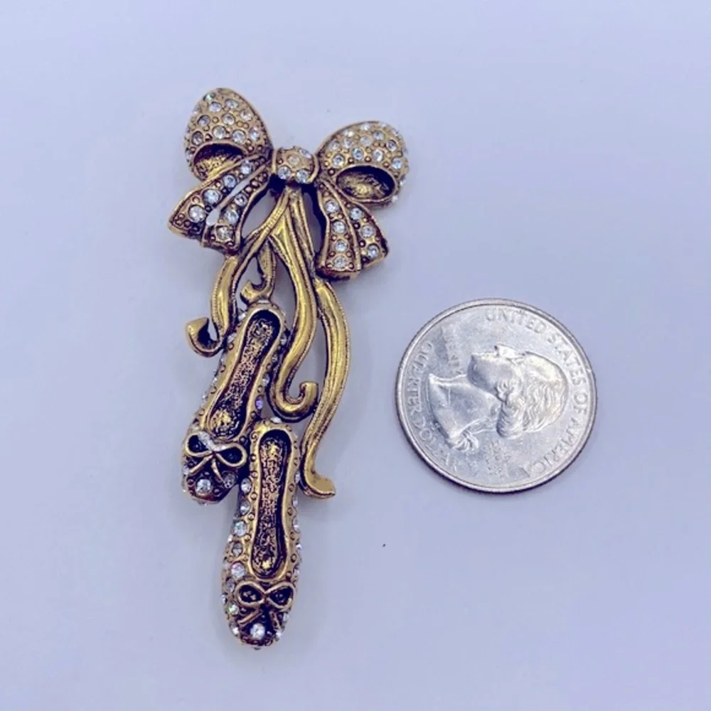 Vintage Gold Tone Rhinestone Ballet Slipper Brooch – Ballerina Aesthetic - Picture 5 of 5